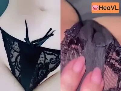 Em học sinh nữ quay cận cảnh lỗ lồn hồng múp